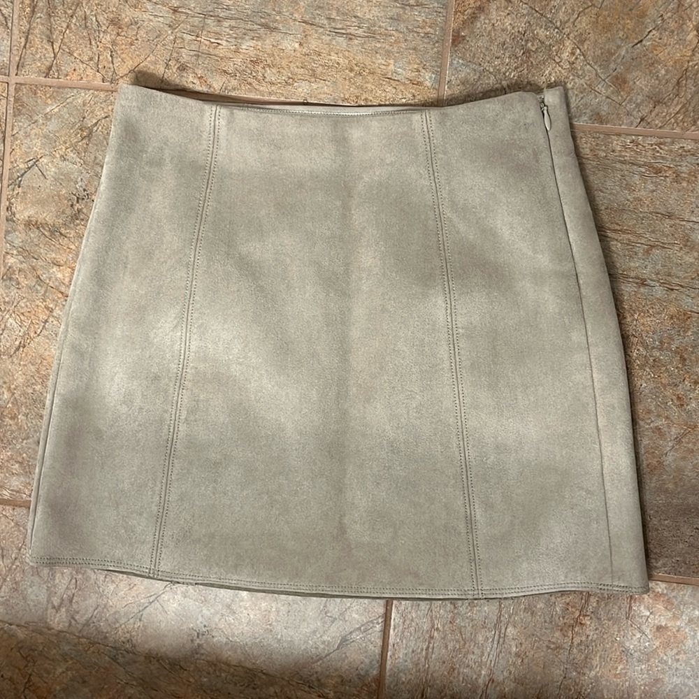 Babaton mini skirt